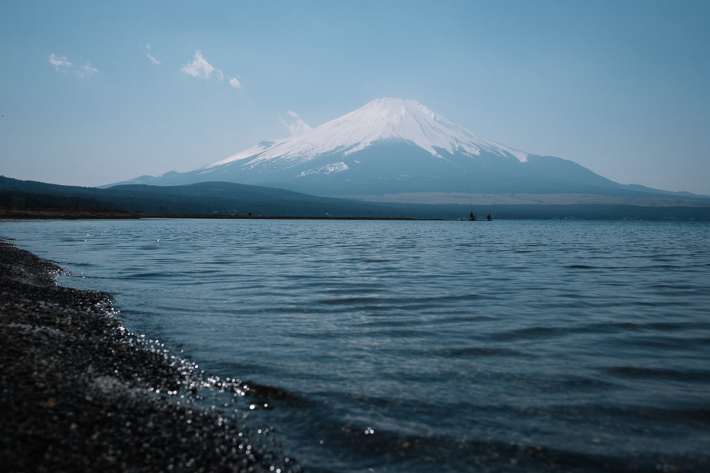 Perfekter Blick auf den Mount Fuji am Yamanakako.