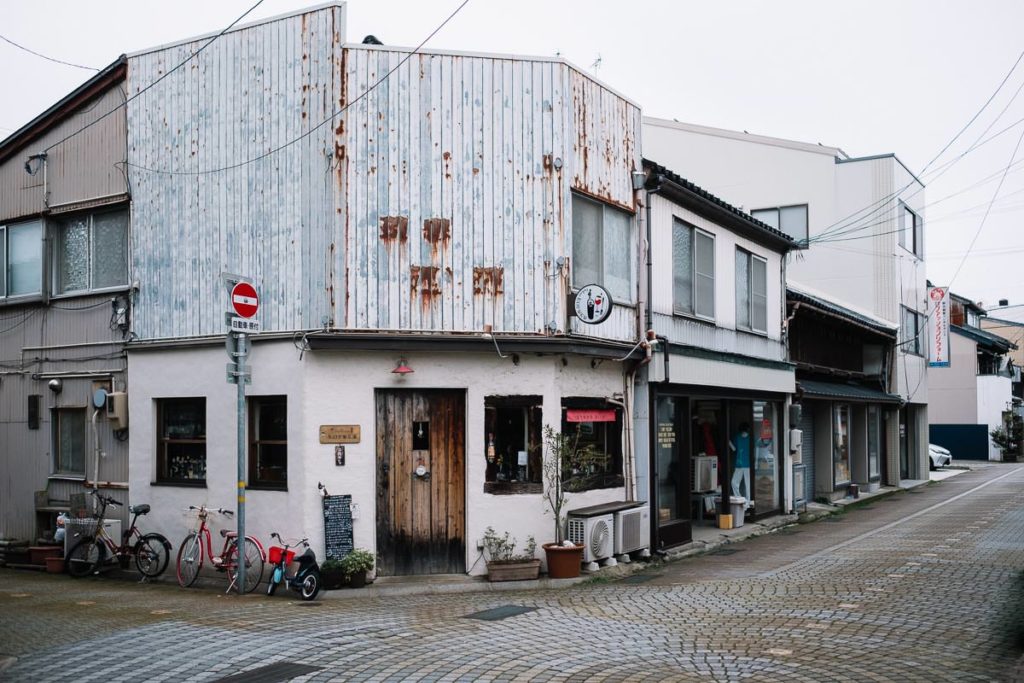 Straße in Kanazawa.