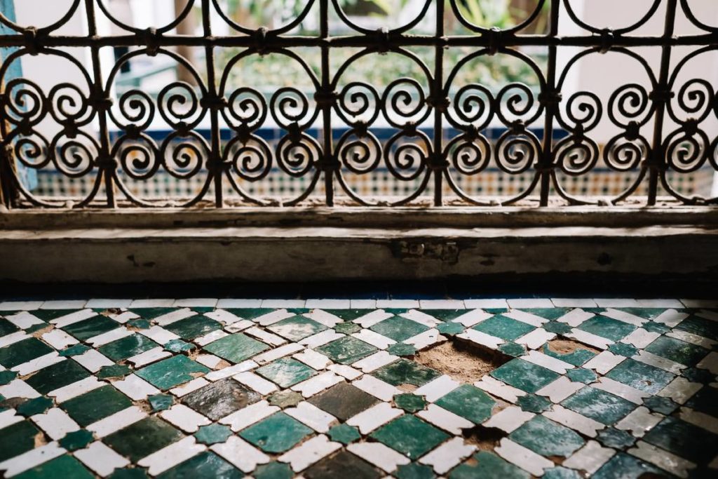 Fliesenkunst im Bahia-Palast in Marrakesch.